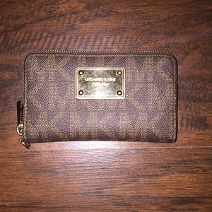 Michael Kors Mini clutch or card wallet